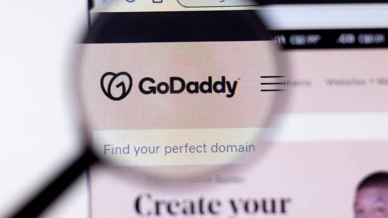Godaddy Review: Why I Recommend That You Don’t Use GoDaddy